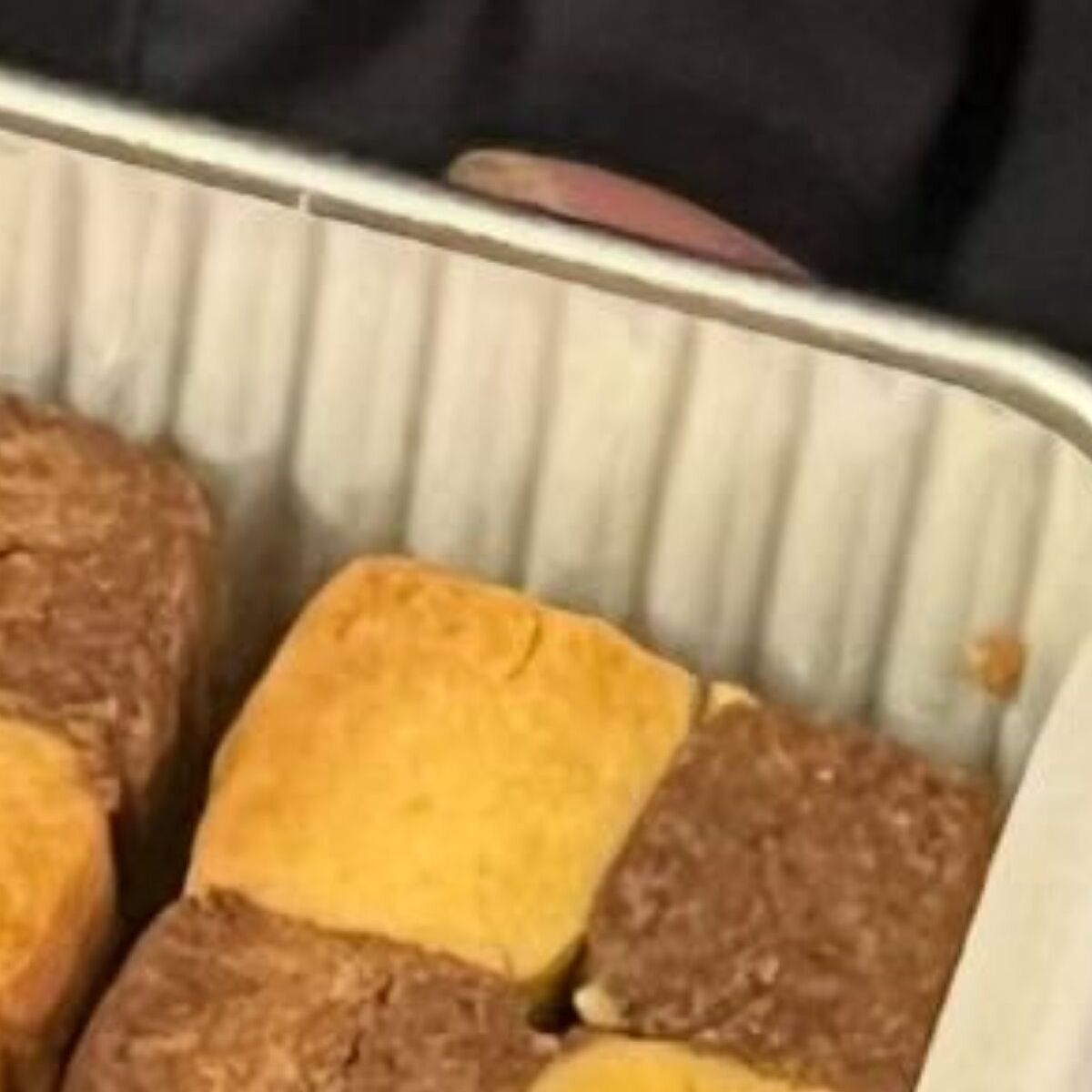 彼氏がくれたクッキー缶→買ったのかと思いきや……　「泣ける」驚がくの事実と“中身”に「えええ！」「親の顔が見たい切実に」 | ライフスタイル ねとらぼ