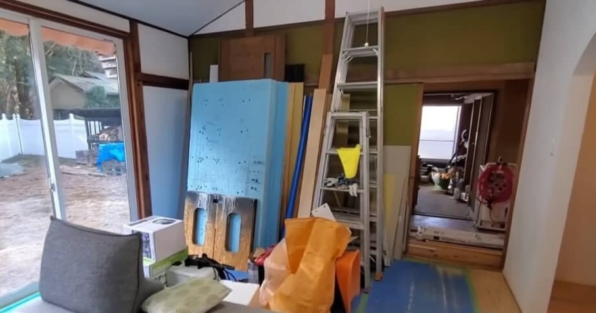 木材╰(*´︶`*)╯♡150枚のお値段です^ - ^古き良き^ - ^古民家再生^ - ^リノベ^ - ^DIY(^_−)−☆壁補修(o^^o) ここまで変わるとは思わなかった……」150万円で買った古民家→リビング