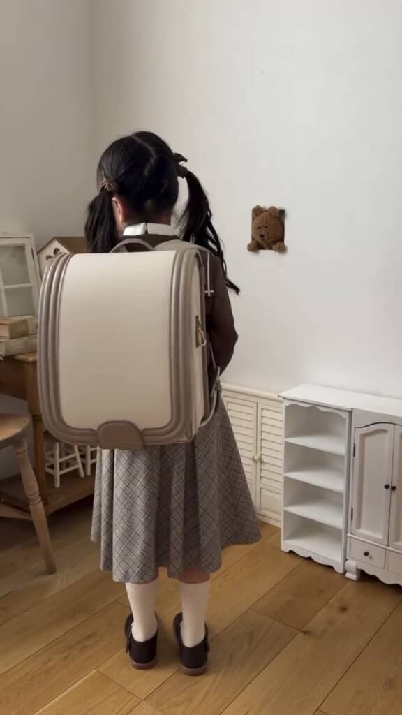 バイカラーでおしゃれなランドセル