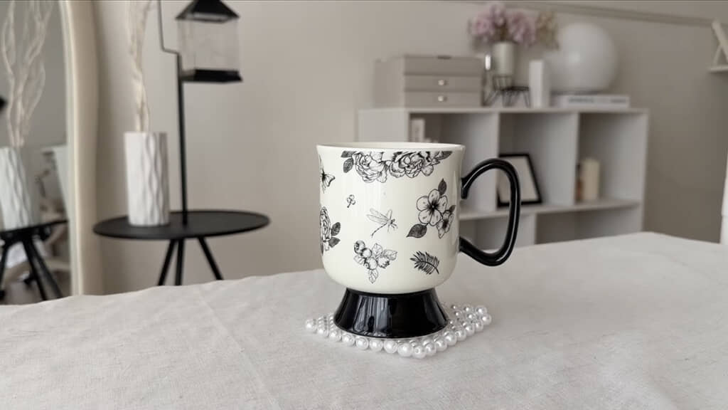 シックなカップにぴったり