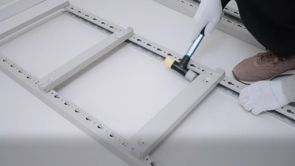 組み立て方はシンプル