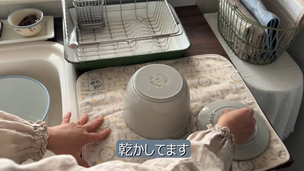 洗った食器が多いときはマットで乾かす