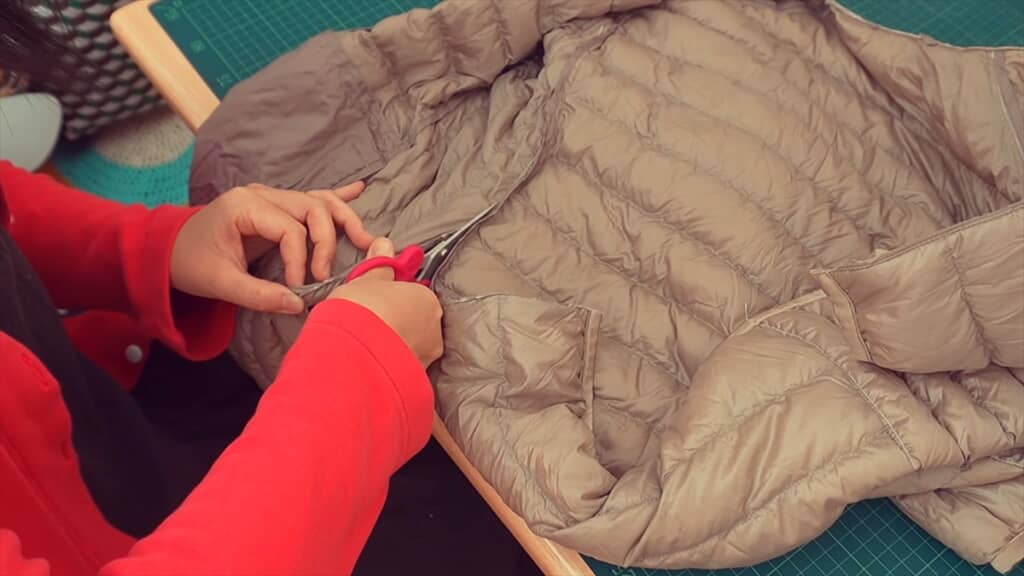 ユニクロのダウンをリメイクしたパッチワークコート