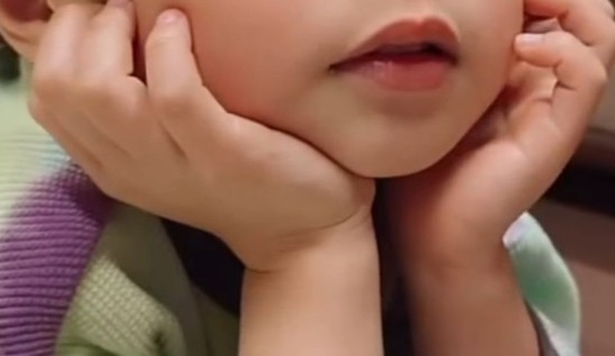 ママ「突然変異レベルでイケメン息子爆誕させてしまった」→信じられない姿に衝撃「うつくしぃぃぃ～！！！」（1/3） | 教育・子育て ねとらぼ