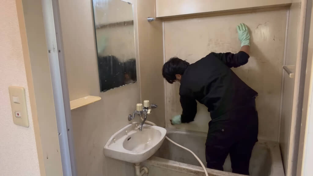 全体を漏らすことなく掃除して……