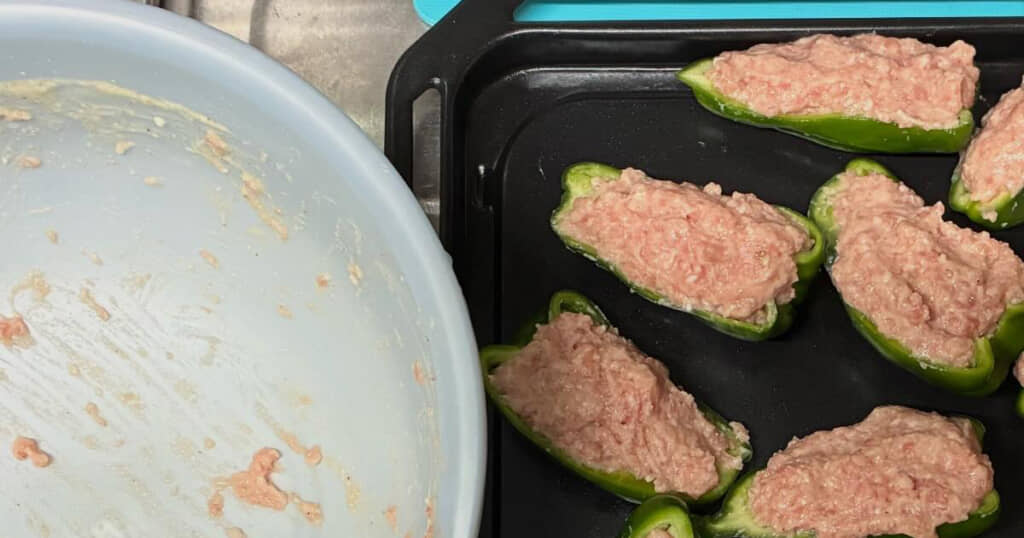 ピーマンもひき肉もぴったり使い切った（？）肉詰め