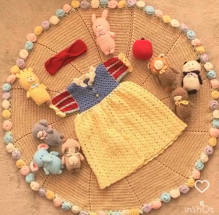 白雪姫モチーフのドレス!