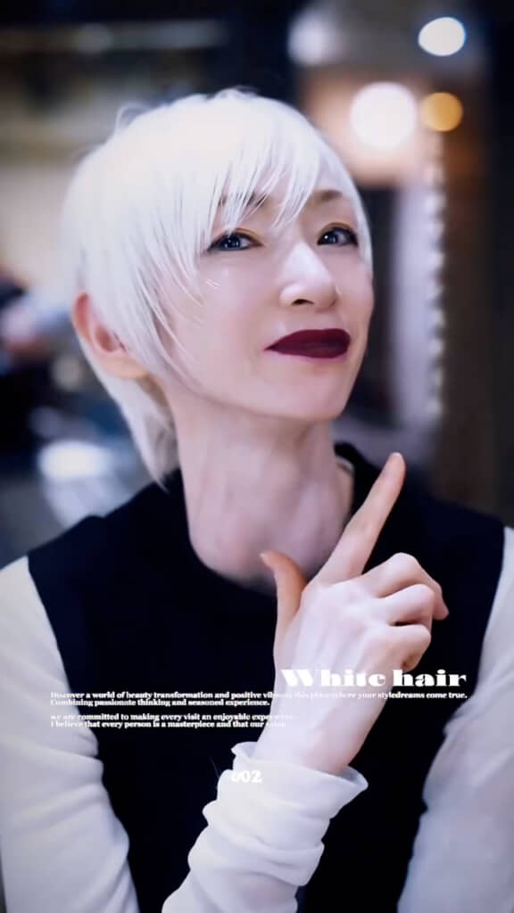 ポーズもバッチリ決まってる!