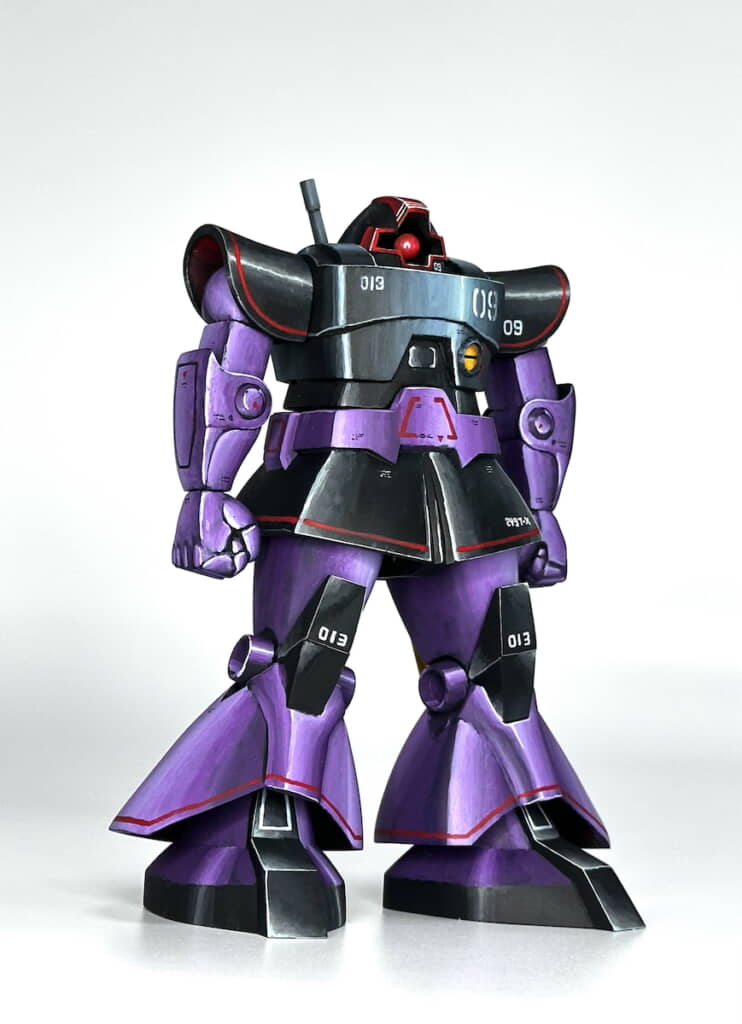 モノアイがこっち見てる……?