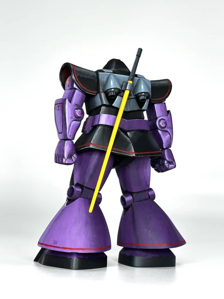 背面側もしっかりとイラスト塗り