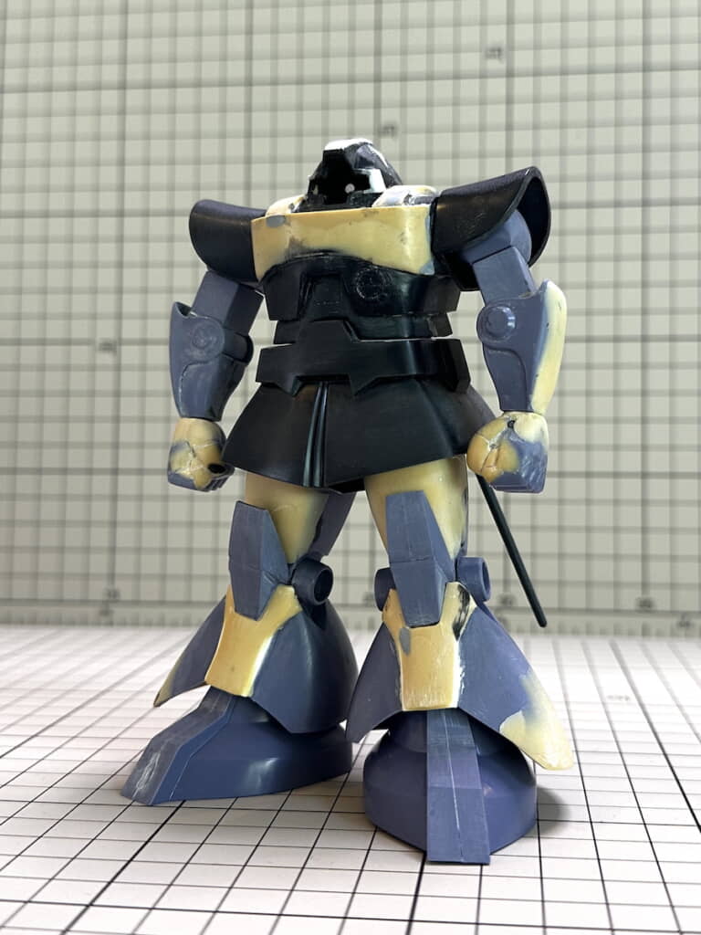 パテを盛って幅増しする