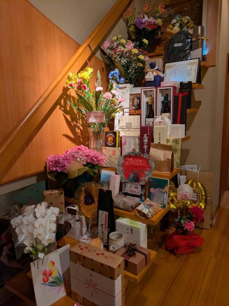 お祝い品がたくさん！