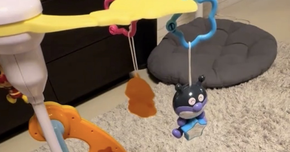 ウキウキで「アンパンマンのおもちゃ」を買ったママ→赤ちゃんに見せたら……　思わぬ光景に「人生何周目の子なんやろ笑」「初めて見たwww」（1/2） | 育児 ねとらぼ