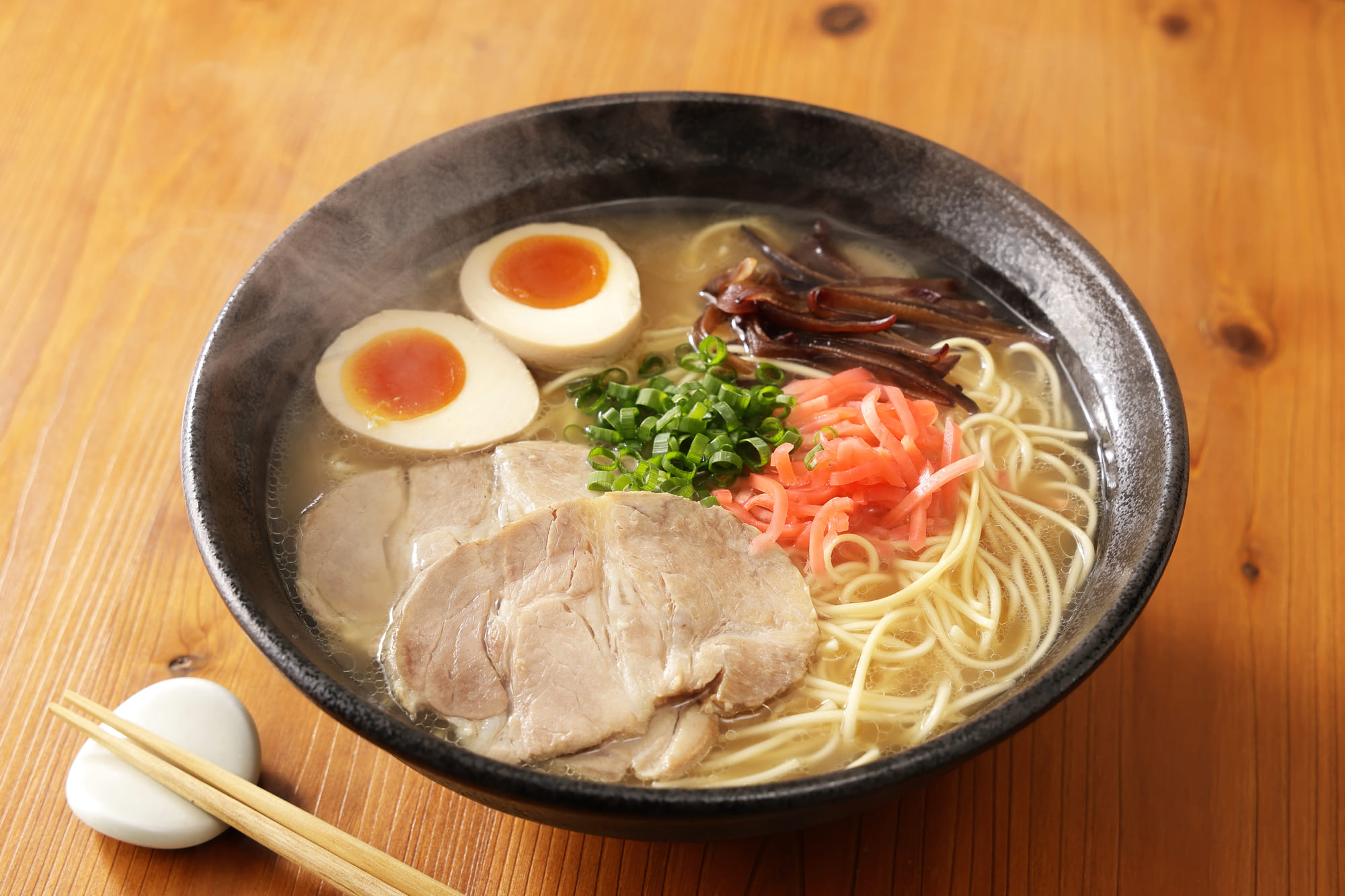 「博多豚骨こそ至高」「喜多方ラーメン日本一好き」　あなたが好きな「ご当地ラーメン」は？　3つを紹介 | グルメ ねとらぼ