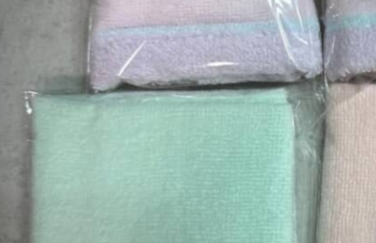 お世話になった幼稚園の先生が異動→園児のママが渡したのは……　まさかのアイテムに「泣いちゃう」「今までで見たプレゼントの中で一番」（1/3） | ハンドメイド ねとらぼ