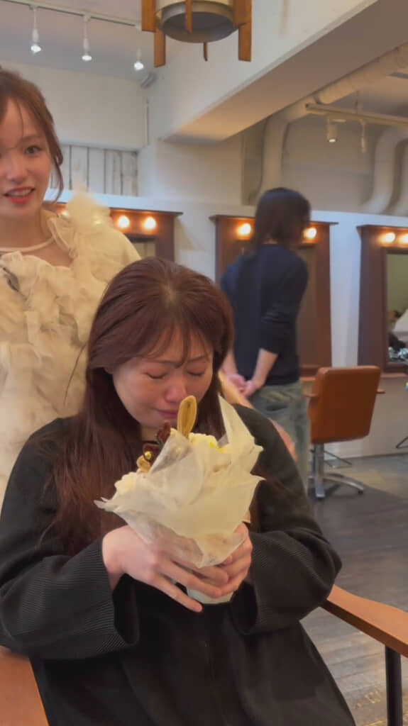 喜びをかみしめる