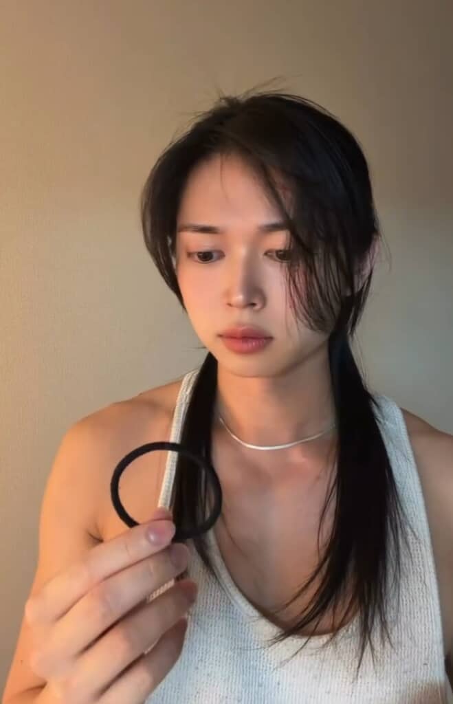 このヘアゴムは何だっけ……？