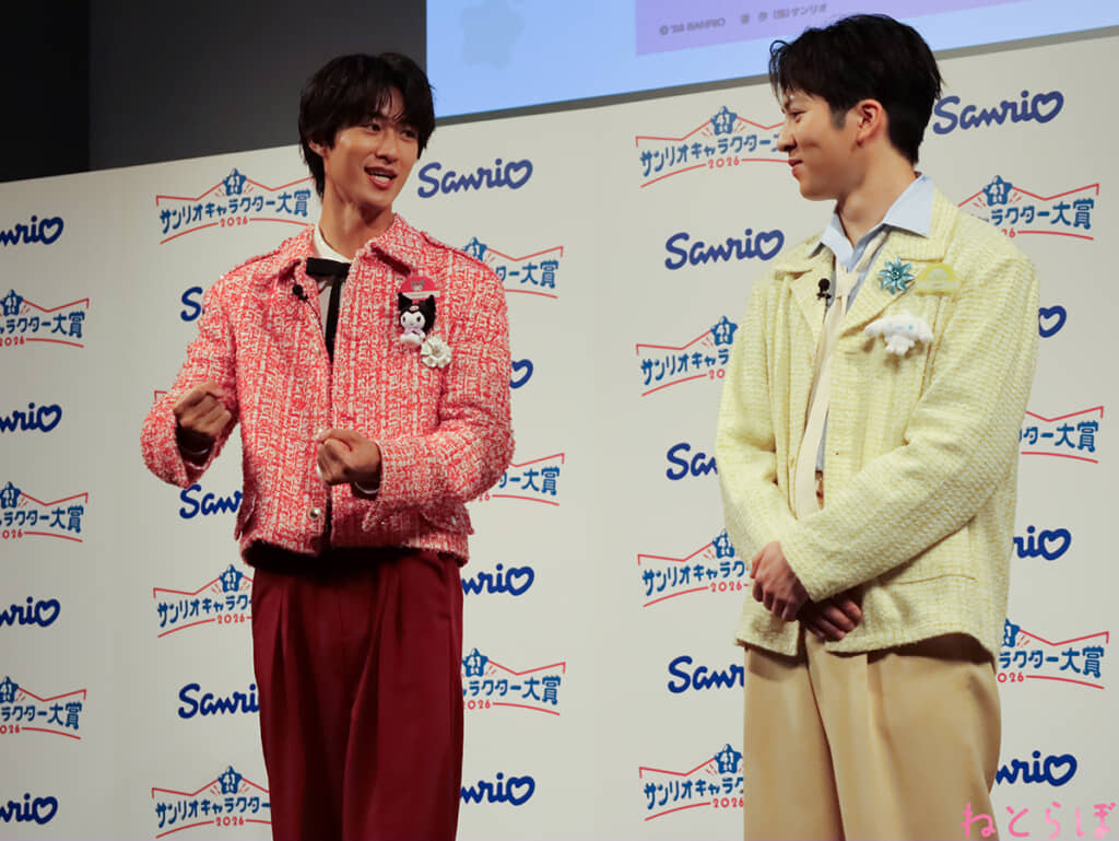 話す曽野舜太を見守る吉田仁人（編集部撮影）