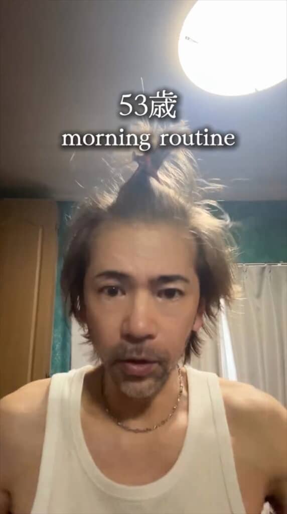 50代イケオジ男性のヘアセット＆スキンケア