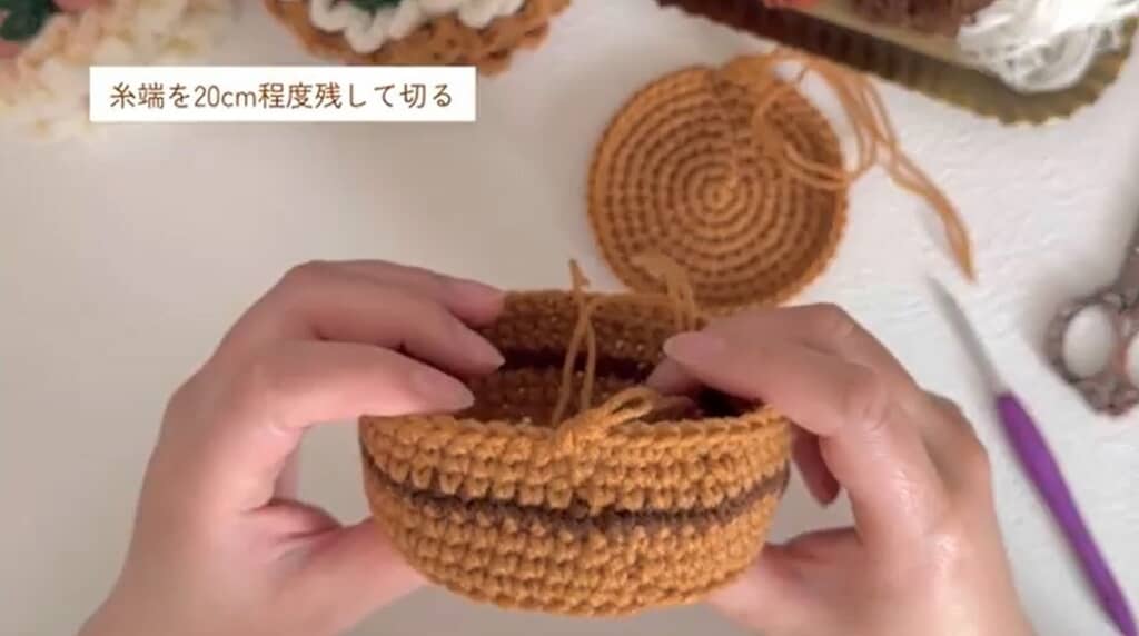 小物入れ部分が編めました