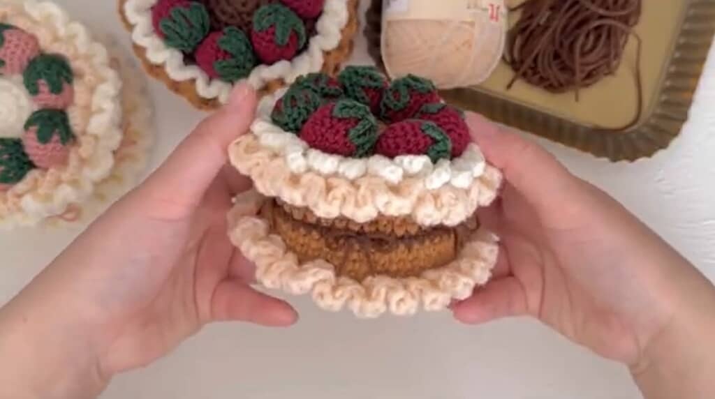 「ご褒美ケーキの小物入れ」完成