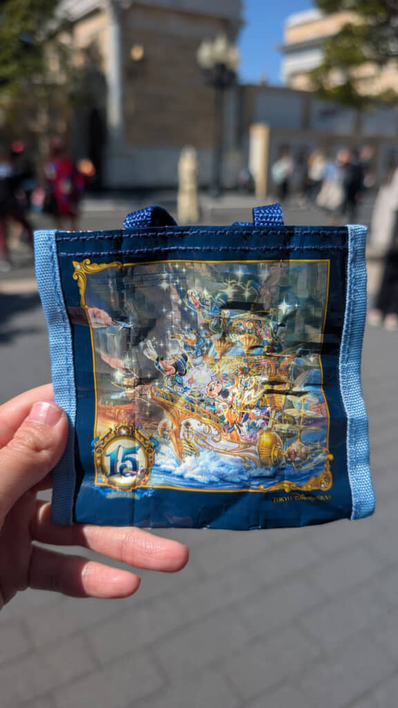思い出が詰まった15周年のショッピングバッグ