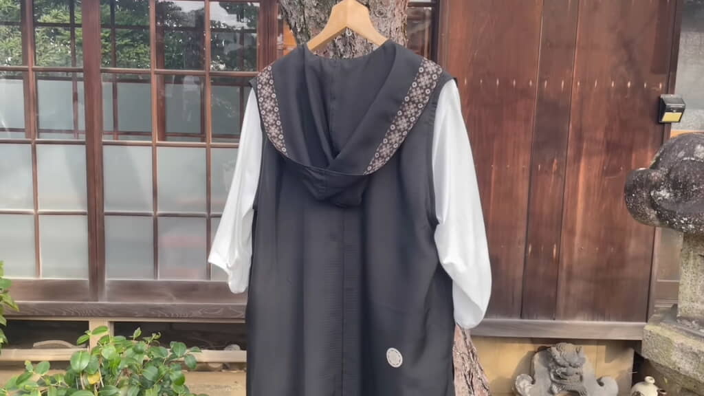 後ろ姿はこんな感じ