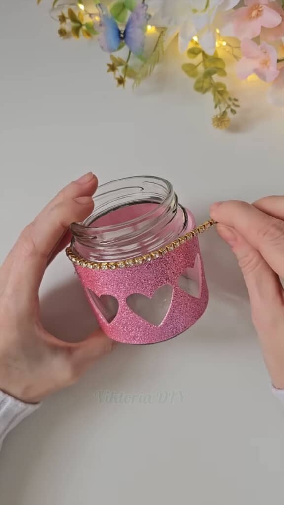 ガラスの空き瓶で作るキャンドルホルダー