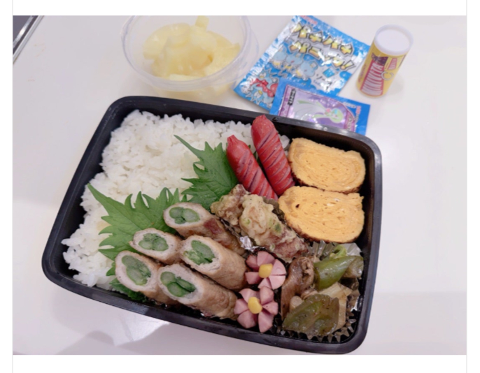 アスパラの肉巻きも（画像は辻希美オフィシャルブログから）