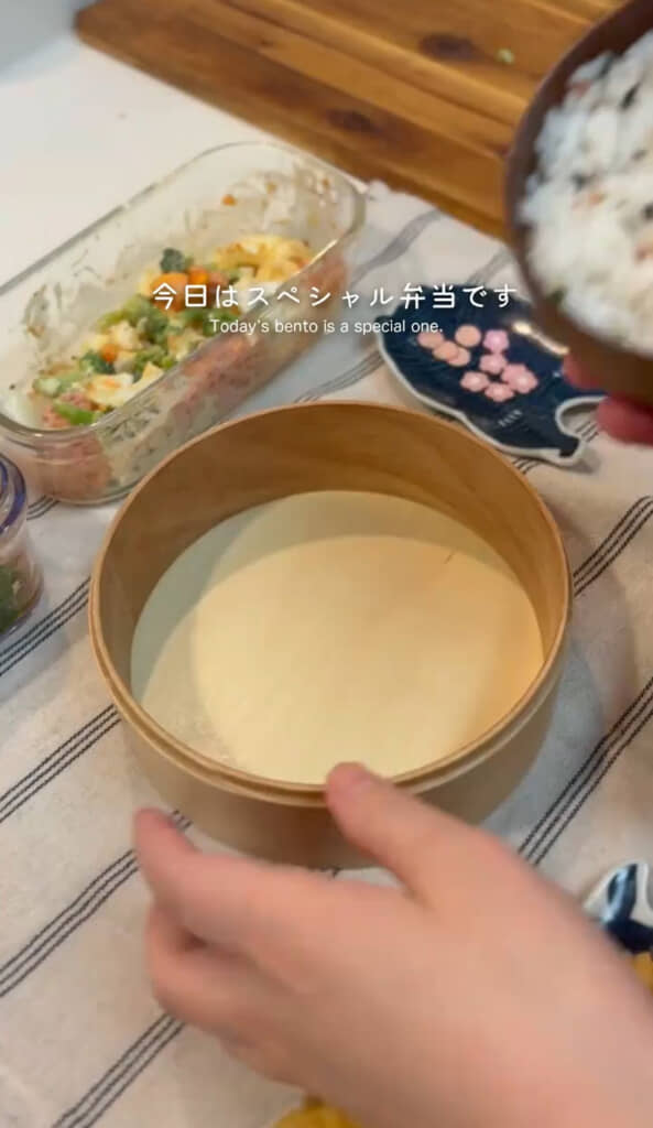 2歳の娘ちゃんと作るパパ弁当