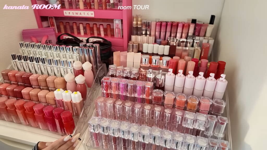 壮観なリップ収納エリア