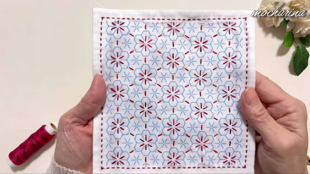 まずは花芯と斜めを縫いました