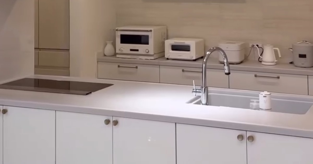 「新築に母が放った衝撃の一言」→改善しようと置いたのは……　グンと垢抜けた光景に「私も置く！」「素敵」（1/3） | ライフハック ねとらぼ