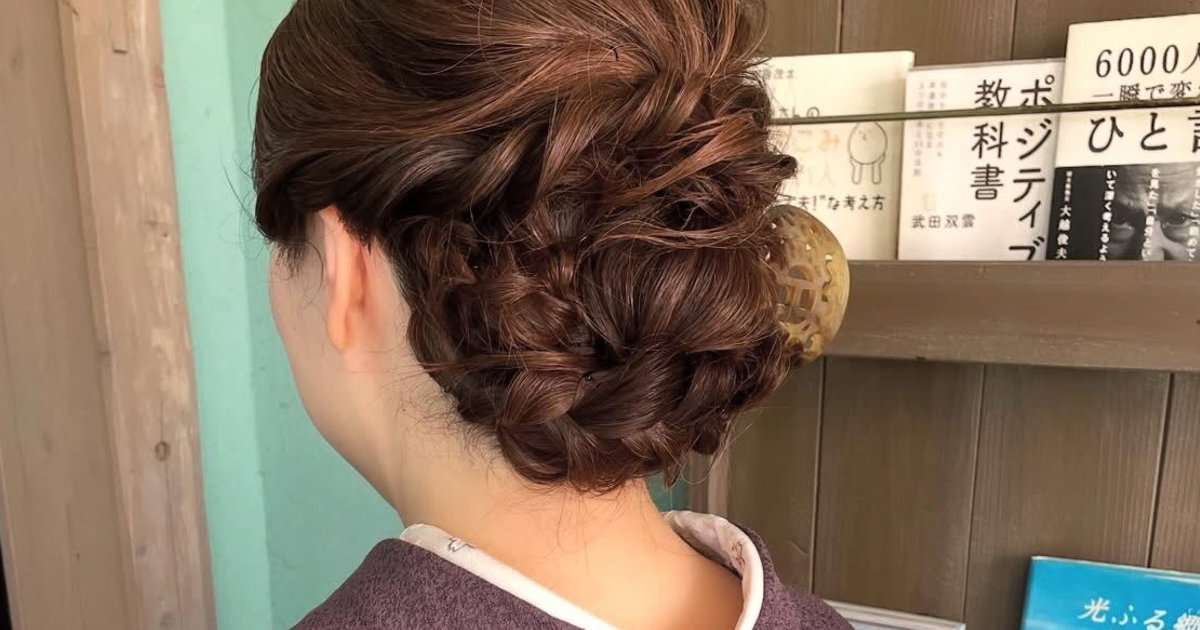 「背が高い」という理由で、ずっと避けてきた着物→子の卒業式で着たら……　「すごくお似合いです！」圧巻の姿に「とっても素敵」（1/2） | 女性 ねとらぼ