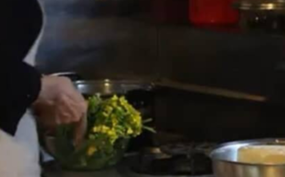 70代女性、夫とのお花見弁当がすてき　「人生を心から楽しんでいる」「私も春のお弁当を作って主人と出掛けてみます」（1/3） | ライフスタイル ねとらぼ