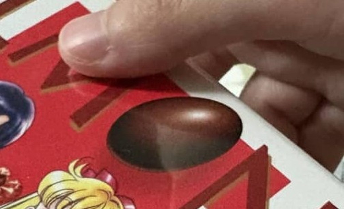 アーモンドチョコレートを開けたら……　思わず鳥肌が立つ中身が57万表示「ええっっ！こわ」「こんなの見たことない」（1/3） | ライフスタイル ねとらぼ