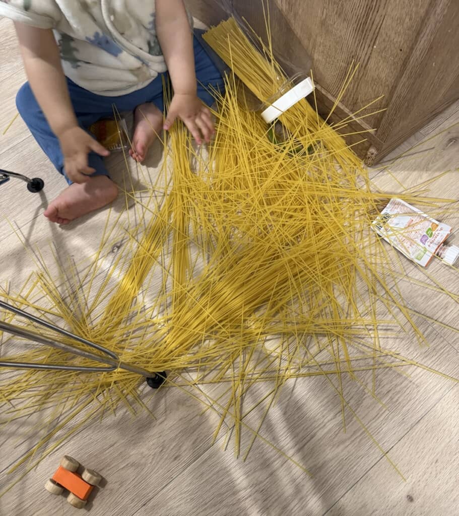 愉快というか、膝から崩れ落ちそうな光景