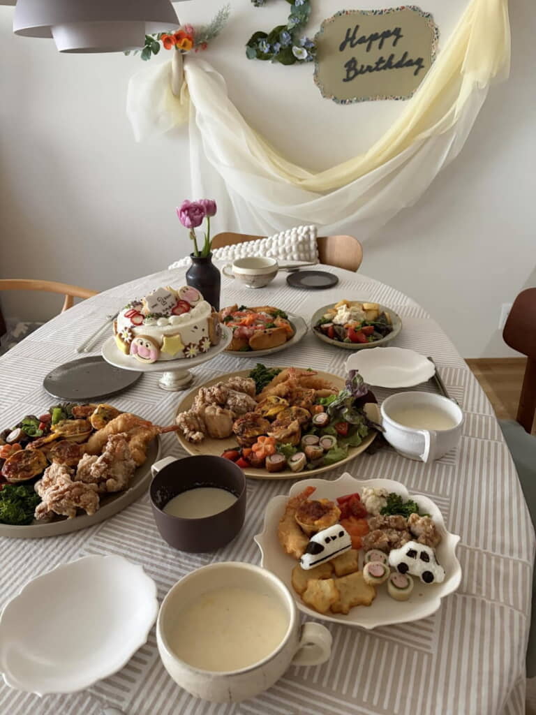 ケーキ以外もすごい