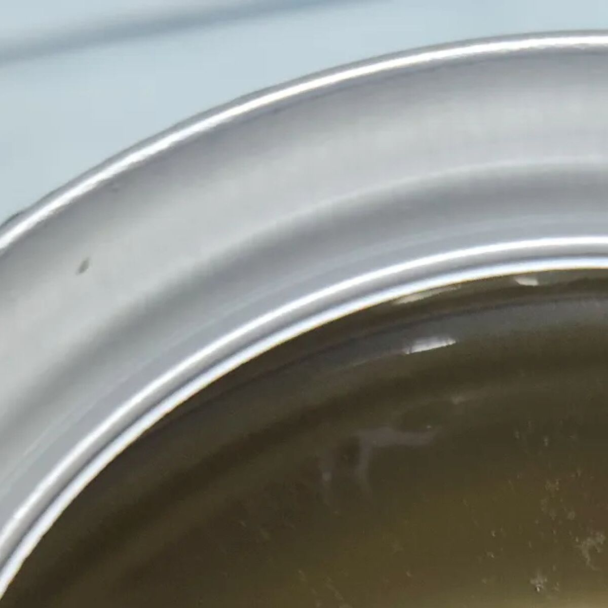 業務スーパーで買った缶ジュース→開けた瞬間……　浮かび上がってきた“まさかのもの”に「何これ!?」「今すぐ買いに行かなきゃ！」 | グルメ ねとらぼ