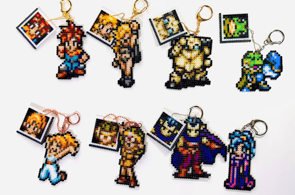 主人公のクロノたちを極小のアイロンビーズで再現