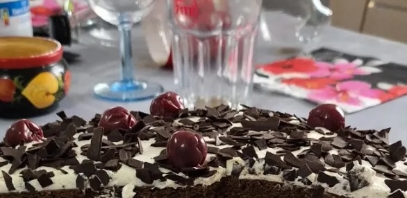 手作りとは思えないクオリティーのケーキが話題