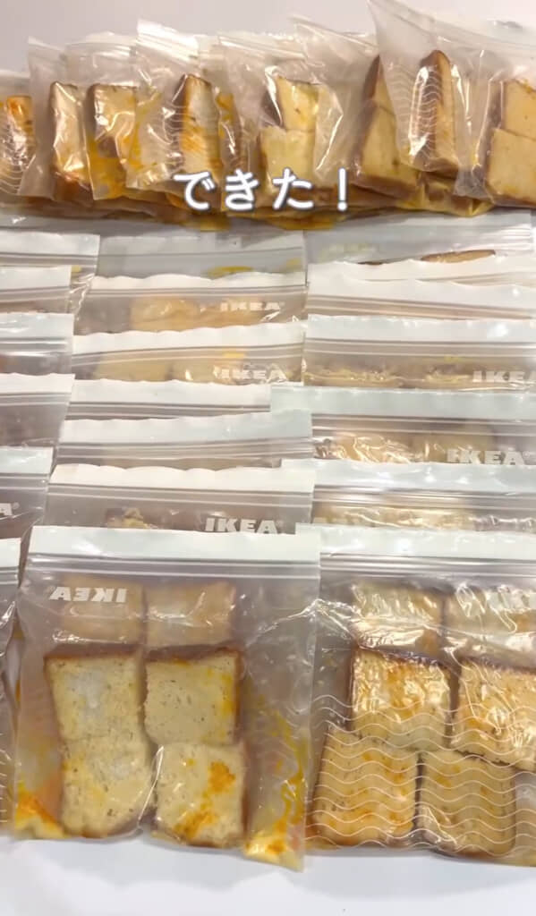 食パンを卵液になじませる