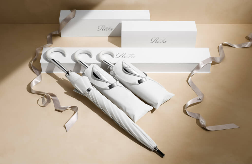 パッケージはギフト仕様で特別感を演出