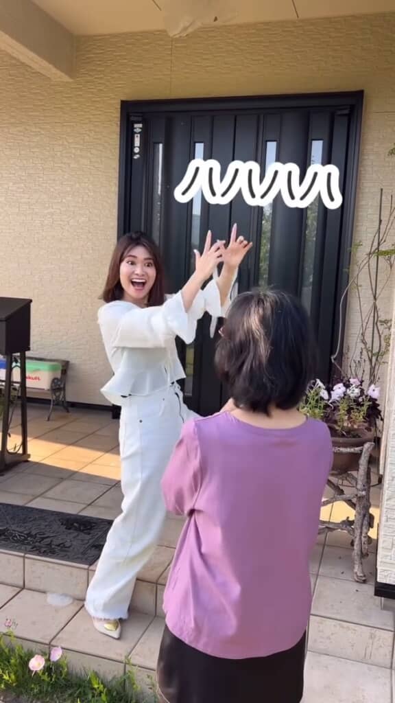 母の日だけに、ハハッ