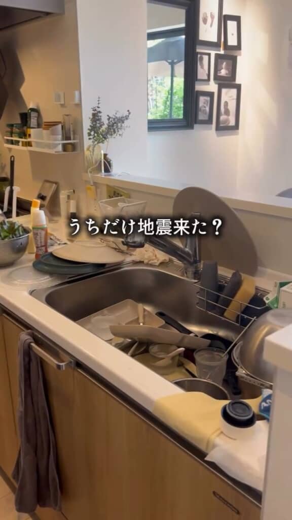荒れたキッチン