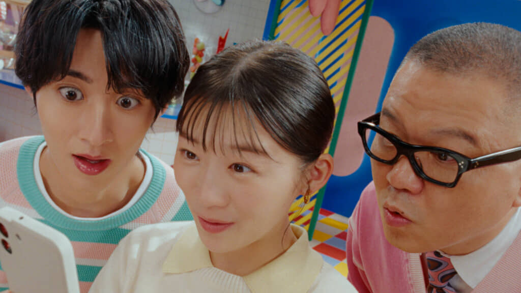 「M!LK」の曽野舜太さん、俳優の伊藤沙莉さん、お笑いコンビ「シソンヌ」の長谷川忍さん