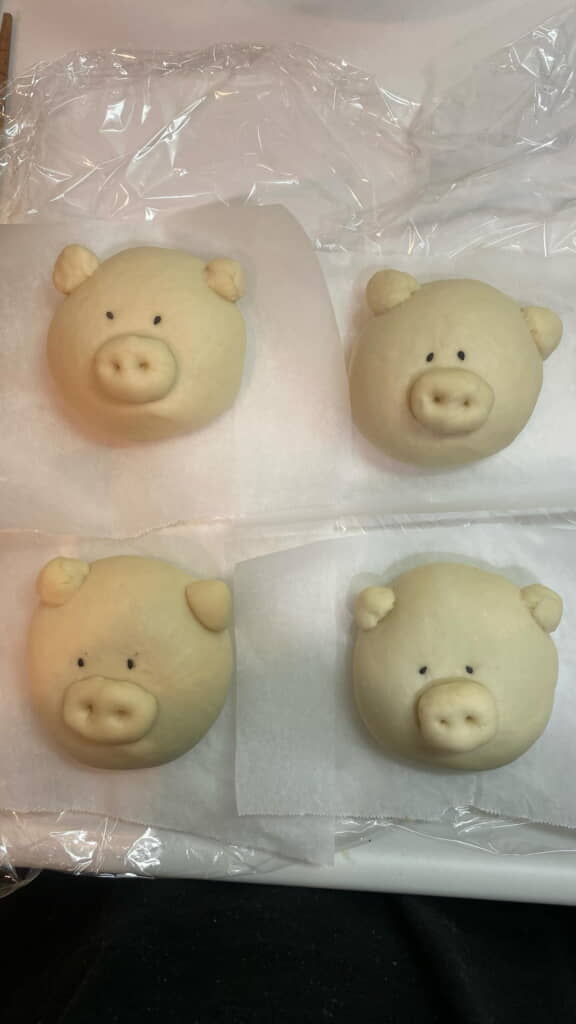 豚さんの形に成型