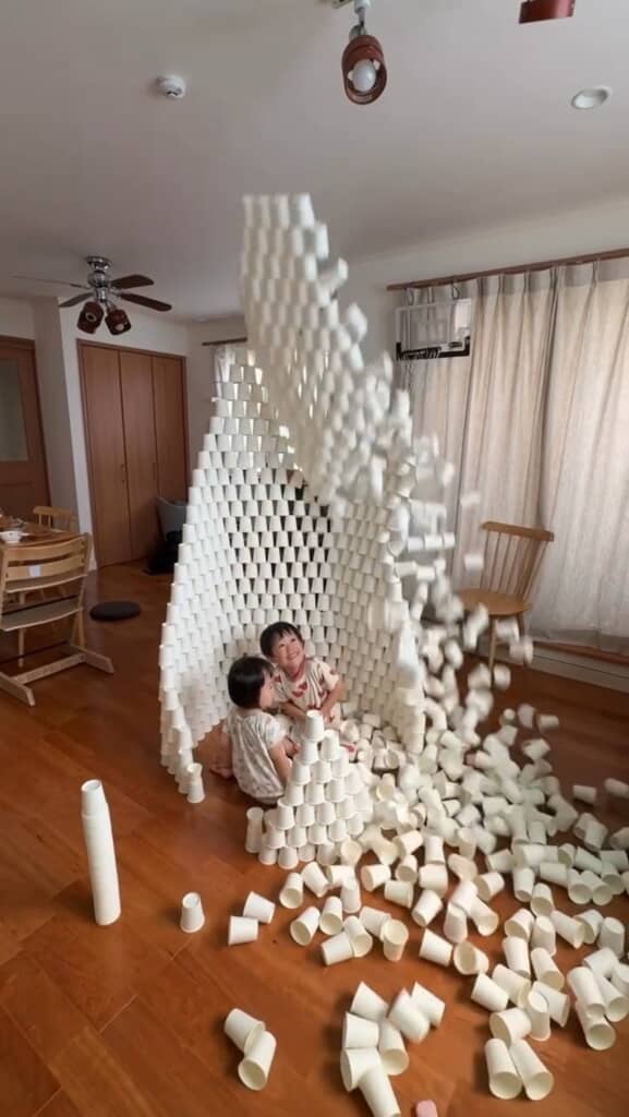 崩れゆく様を笑顔で見守る息子くん