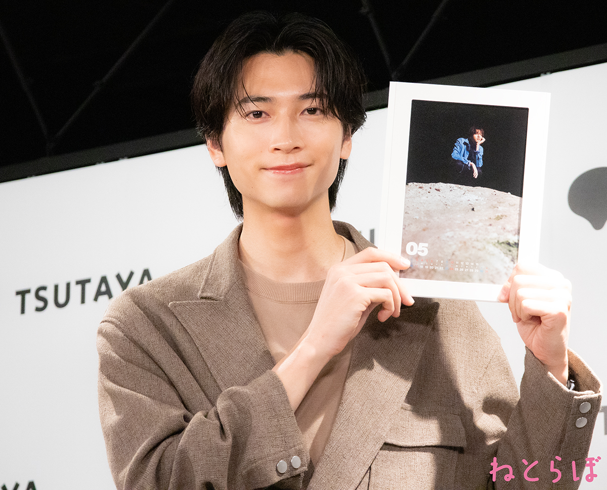 庄司浩平、“恐竜への愛”止まらず　一番好きな恐竜は……まさかの共通点　あこがれの地で撮影したカレンダー発売記念【インタビュー全問掲載】（1/3） | ドラマ ねとらぼ