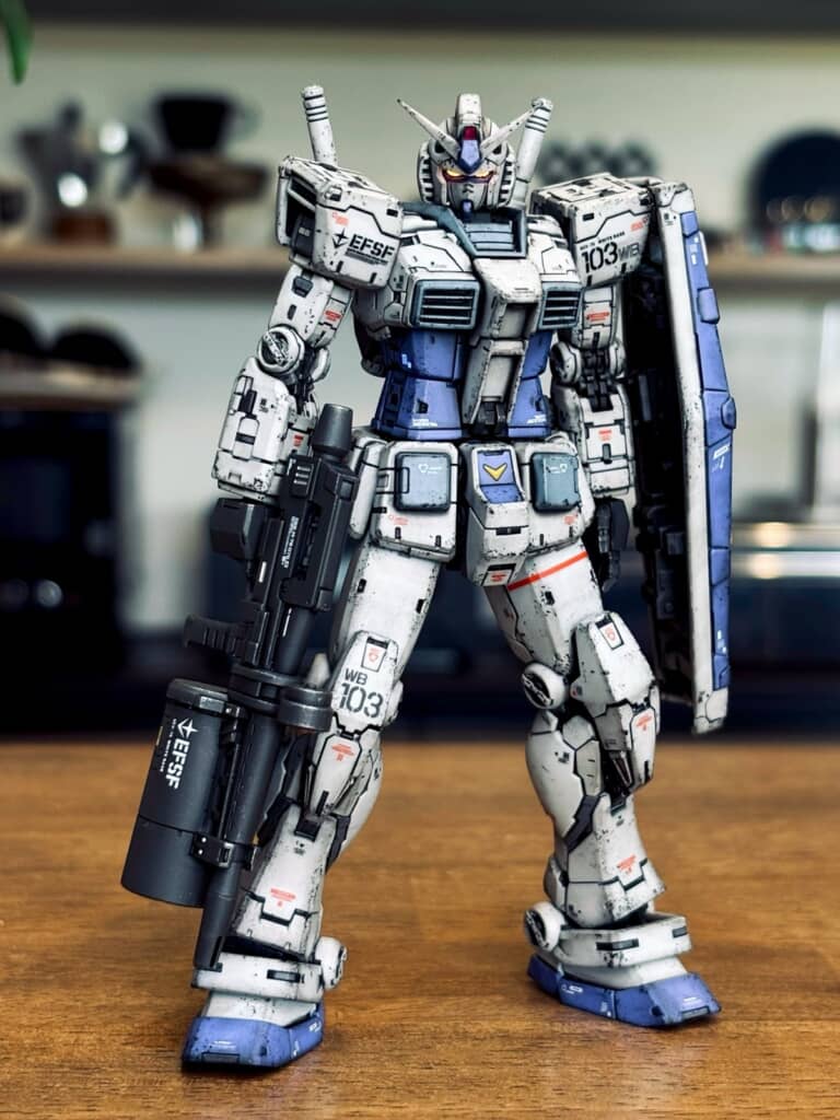 彫り直して黒色や汚れ、デカールを追加し重厚な雰囲気となった「1/144 G-3ガンダム Ver.2.0」